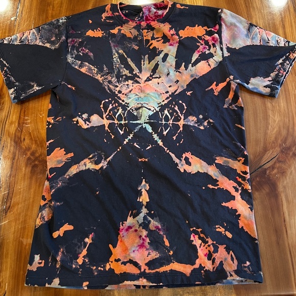 Custom reverse tie dye - Picture 1 of 2
